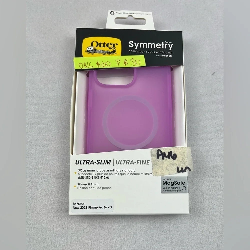 NIB OTTERBOX series symmetry for IPhone pros